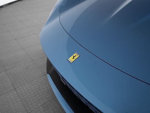 Used 2023 Ferrari Roma RWD image 11