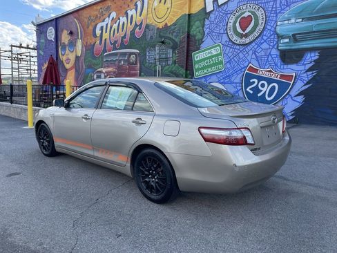 Used 2009 Toyota Camry Hybrid FWD image 3