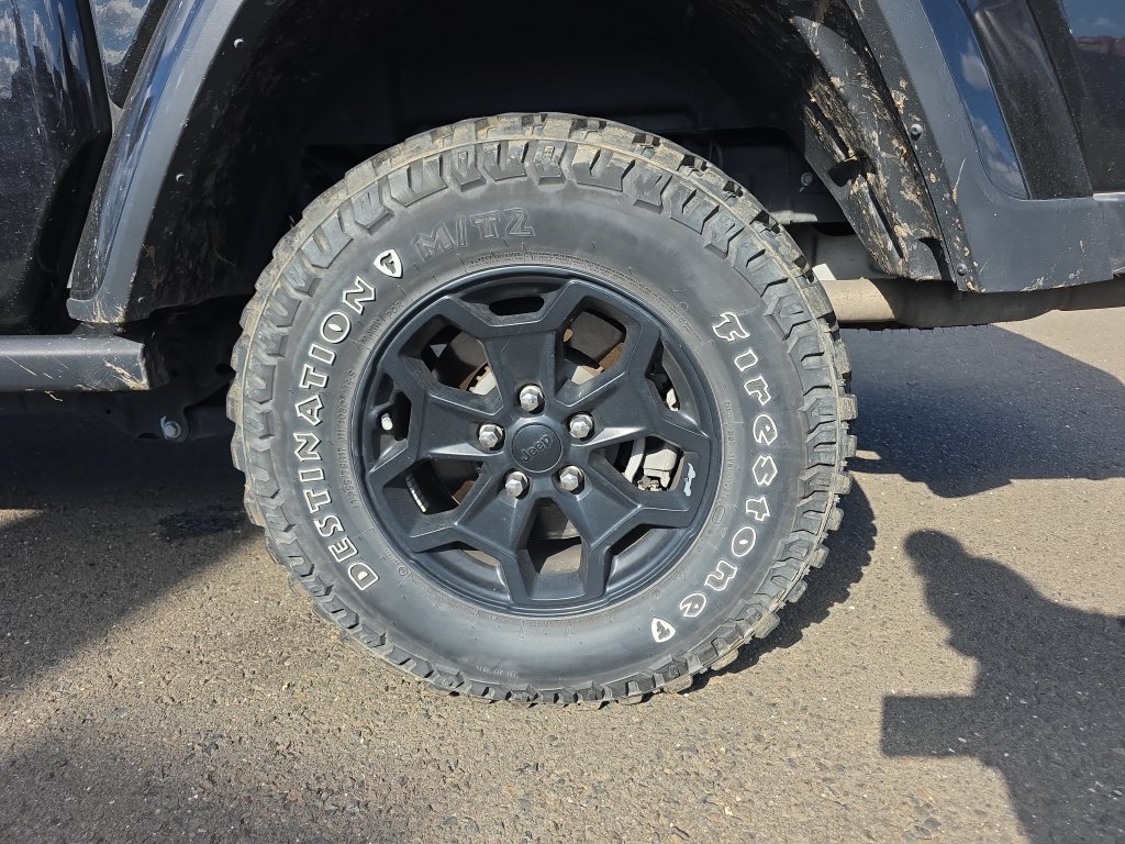 Used 2022 Jeep Gladiator Sport AWD/4WD image 12