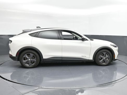 Used 2023 Ford Mustang Mach-E Select image 9