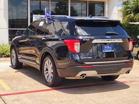 Certified 2022 Ford Explorer Limited w/ Equipment Group 301A RWD image 2