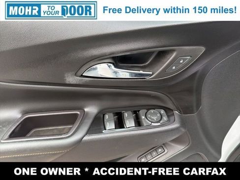 Used 2022 Chevrolet Equinox Premier image 11