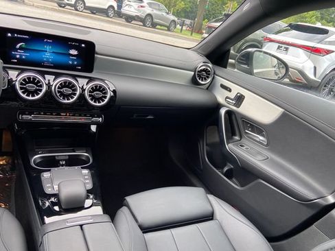 Used 2023 Mercedes-Benz CLA 250 4MATIC image 16