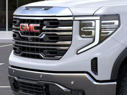 New 2026 GMC Sierra 1500 SLT AWD/4WD image 13