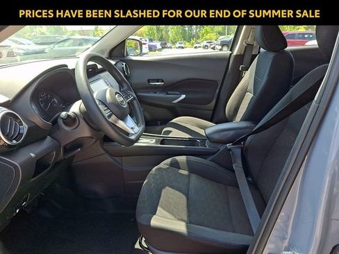 Used 2024 Nissan Kicks SV FWD image 12
