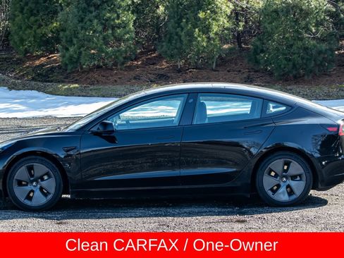 Used 2022 Tesla Model 3 Long Range AWD/4WD image 3