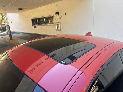 Used 2017 BMW 230i Coupe image 11