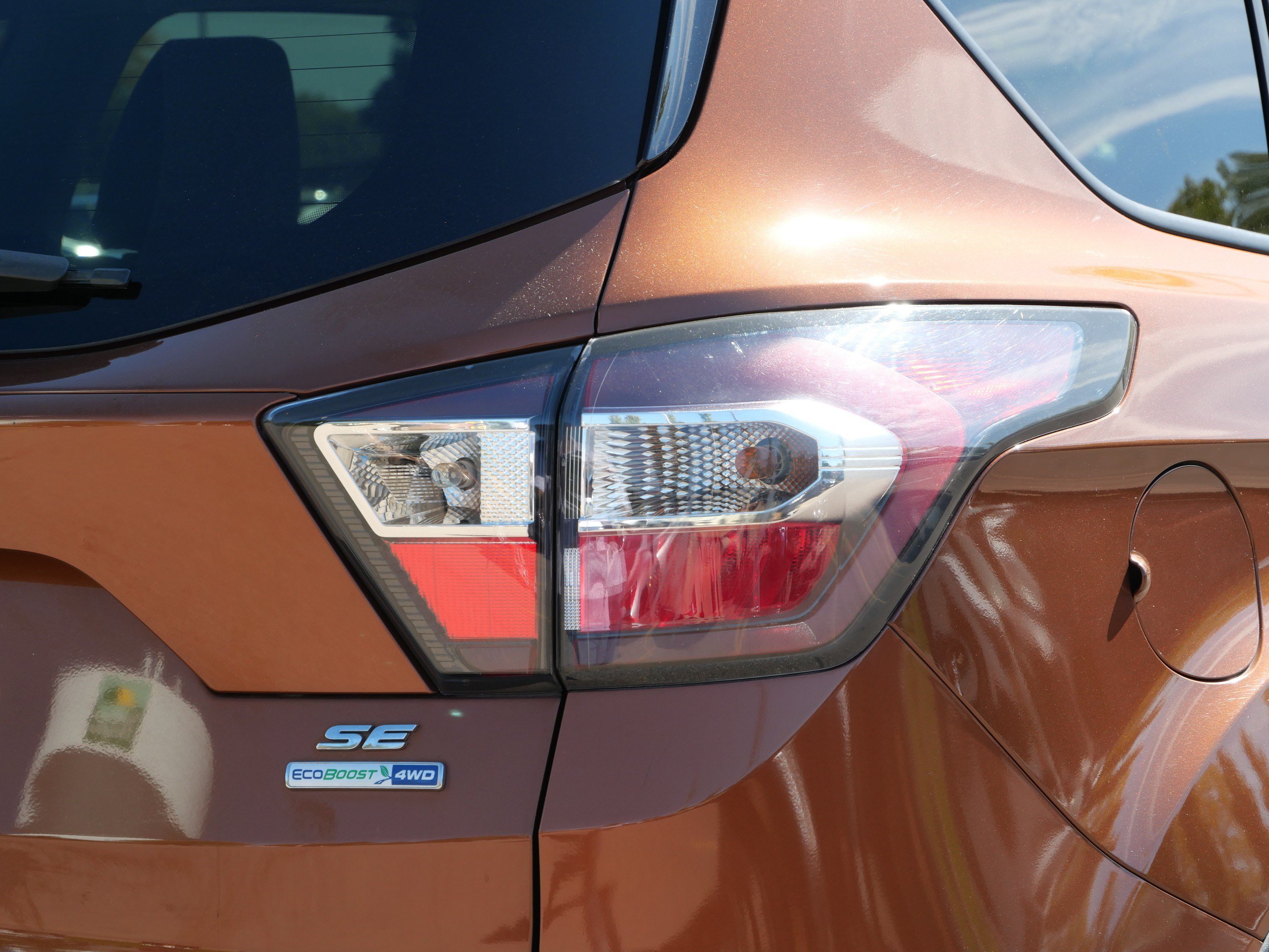Used 2017 Ford Escape SE w/ Equipment Group 201A AWD/4WD image 17