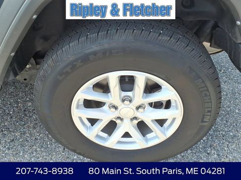 Used 2023 Jeep Wrangler Unlimited Sport AWD/4WD image 10