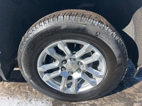 Used 2022 Chevrolet Silverado 1500 LT image 13