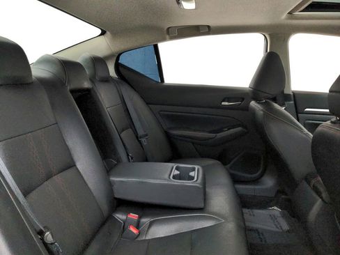 Used 2024 Nissan Altima 2.5 SR w/ SR Premium Package AWD/4WD image 41
