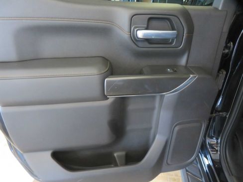 Used 2021 GMC Sierra 1500 AT4 w/ AT4 Premium Package AWD/4WD image 19