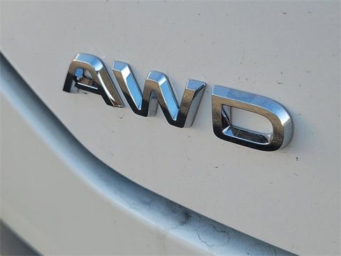 New 2025 Honda Pilot Touring image 6