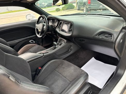 Used 2019 Dodge Challenger R/T w/ T/A Package RWD image 40