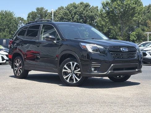 Used 2024 Subaru Forester Limited AWD/4WD image 2