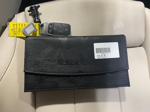 Certified 2023 Mercedes-Benz CLA 250 4MATIC image 4