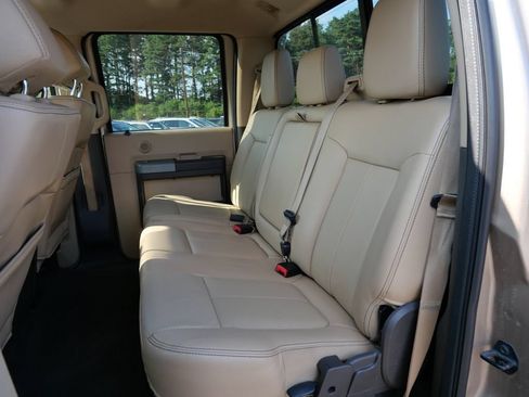 Used 2014 Ford F250 Lariat w/ Chrome Package AWD/4WD image 15