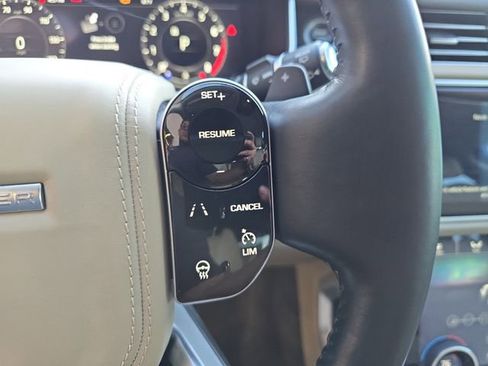Used 2021 Land Rover Range Rover Base image 21