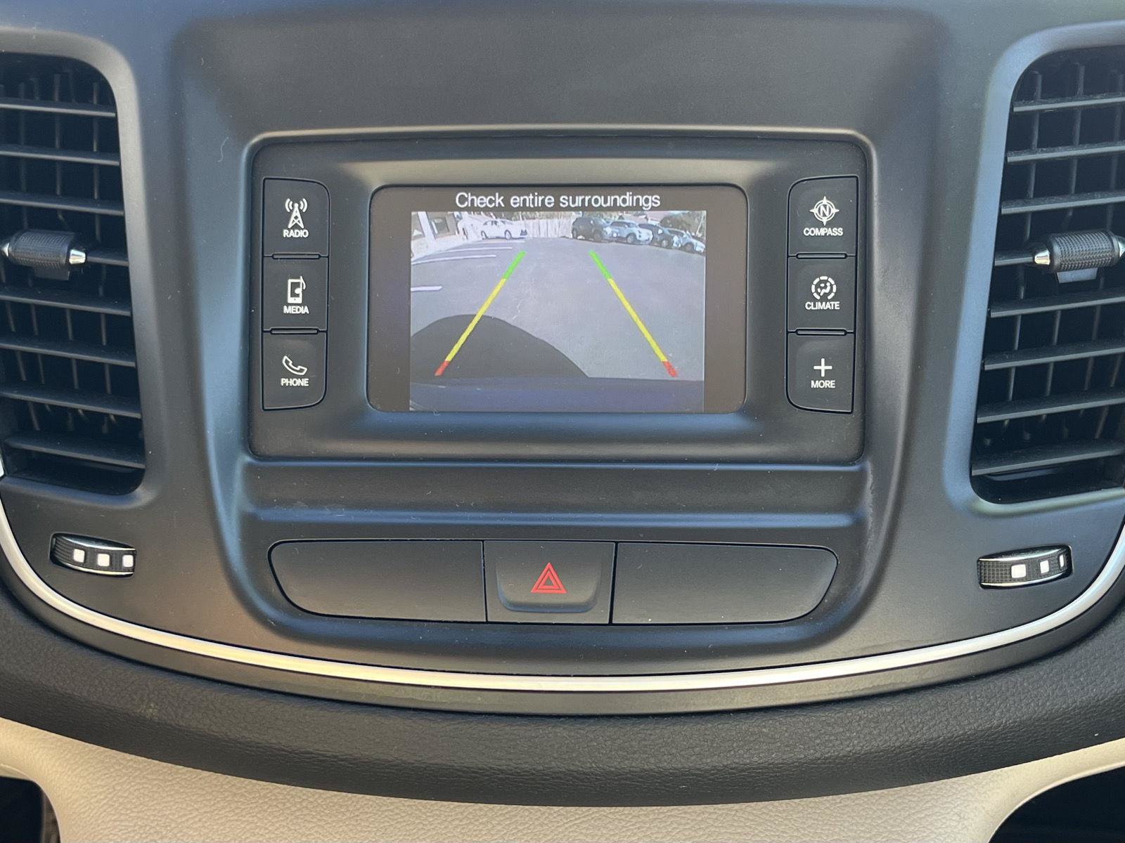 Used 2016 Chrysler 200 Limited FWD image 10