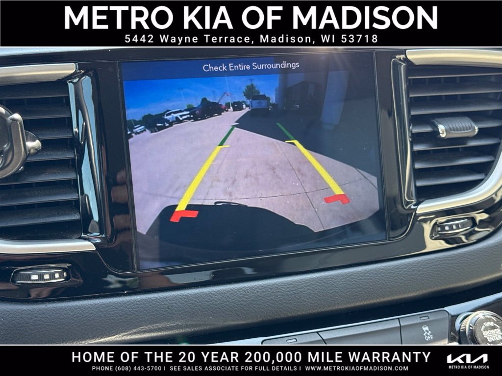 Used 2018 Chrysler Pacifica Touring Plus FWD image 24