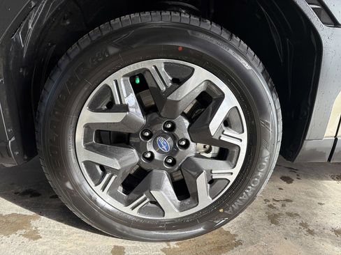 Certified 2025 Subaru Forester Premium image 5