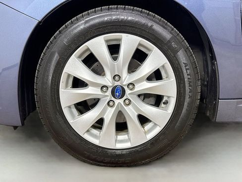 Used 2017 Subaru Legacy 2.5i Premium AWD/4WD image 37
