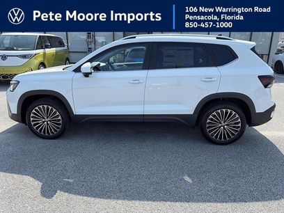 New 2025 Volkswagen Taos SE