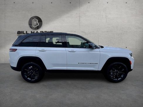 New 2025 Jeep Grand Cherokee Limited image 4