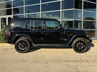 Used 2022 Jeep Wrangler Unlimited Sahara video 2