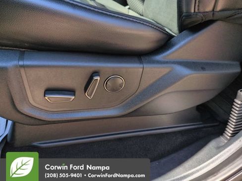Used 2019 Ford F150 Raptor w/ Equipment Group 802A Luxury AWD/4WD image 12