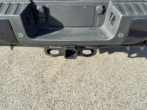 New 2026 Ford F250 Platinum w/ FX4 Off-Road Package image 6