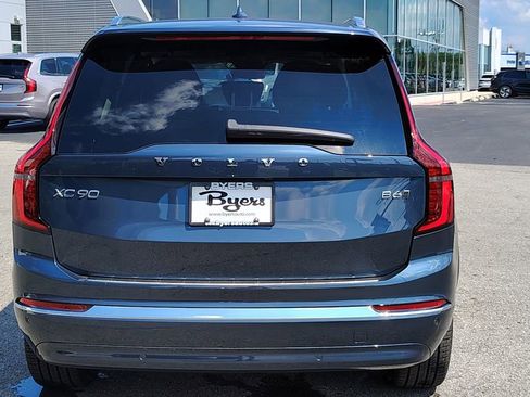New 2026 Volvo XC90 B6 Plus w/ Protection Package Premier image 44