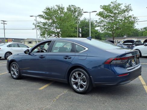 Used 2024 Honda Accord EX image 9