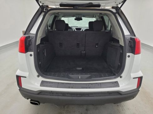 Used 2017 GMC Terrain SLE AWD/4WD image 29