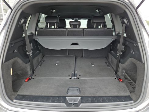 Used 2022 Mercedes-Benz GLB 250 4MATIC w/ Premium Package Lite image 27