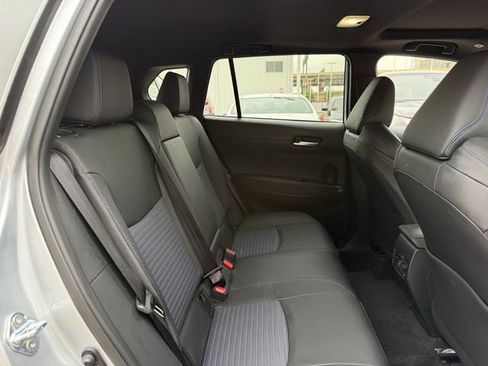 Used 2025 Toyota Corolla Cross AWD Hybrid w/ Convenience Package image 33