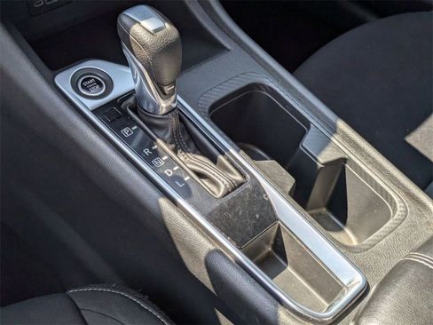 Used 2021 Nissan Sentra SV image 22