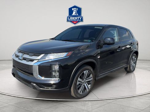 Used 2025 Mitsubishi Outlander Sport ES AWD/4WD image 1