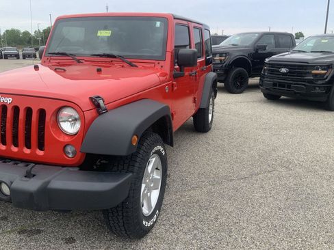 Used 2015 Jeep Wrangler Unlimited Sport w/ Connectivity Group AWD/4WD image 13
