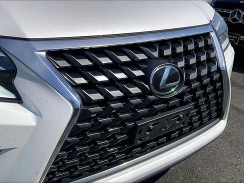 Used 2020 Lexus GX 460 Premium w/ Premium Package AWD/4WD image 6