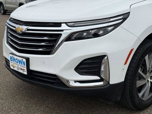 Used 2024 Chevrolet Equinox Premier image 13