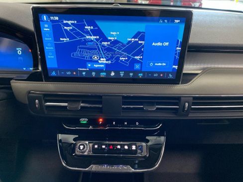 New 2024 Lincoln Corsair AWD w/ Equipment Group 101A image 27