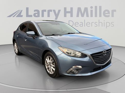 Used 2015 MAZDA MAZDA3 i Touring w/ Technology Package FWD image 7