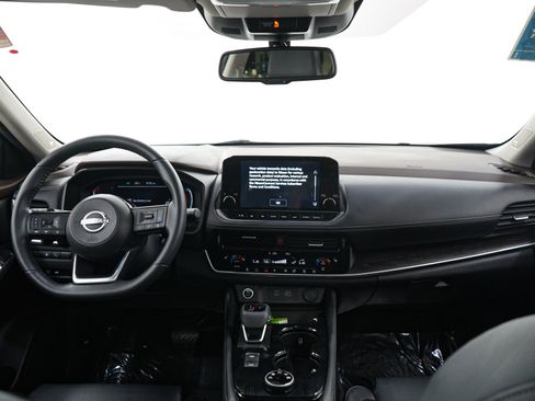 Used 2023 Nissan Rogue Platinum AWD/4WD image 15