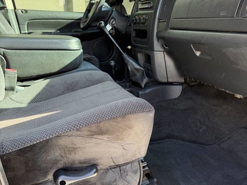 Used 2005 Dodge Ram 3500 Truck SLT AWD/4WD image 17