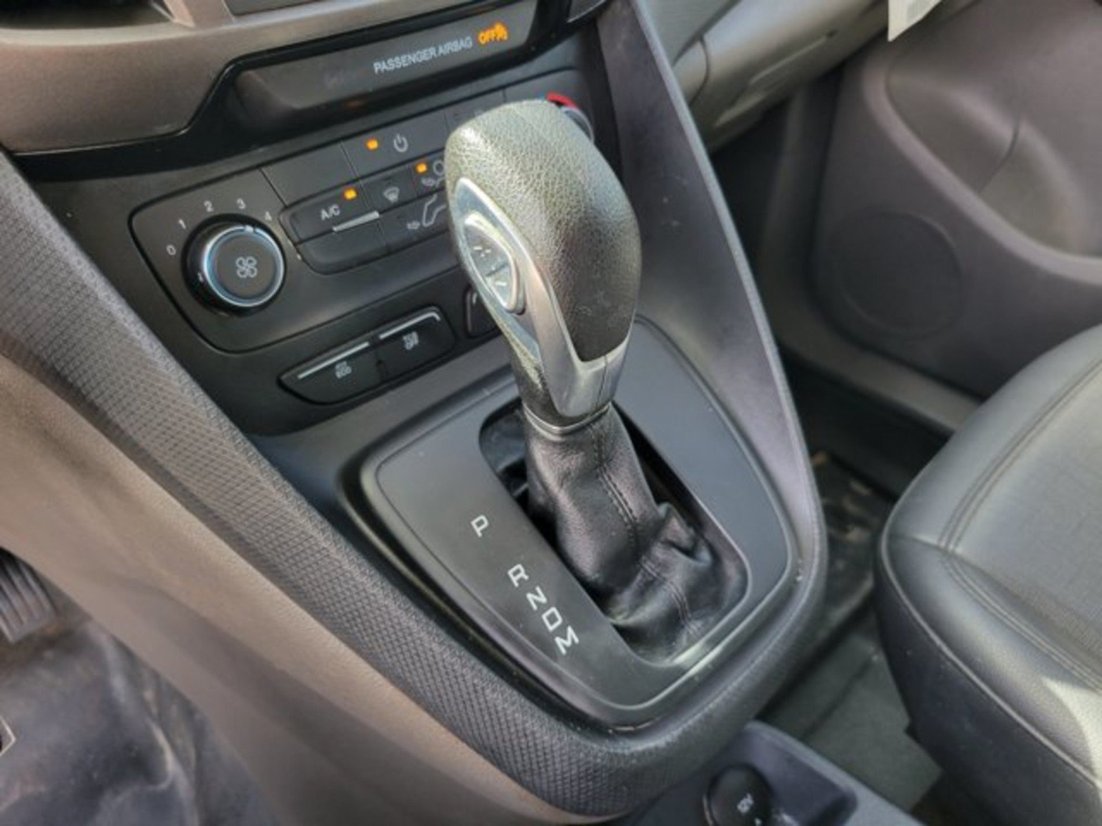 Used 2022 Ford Transit Connect XL FWD image 23