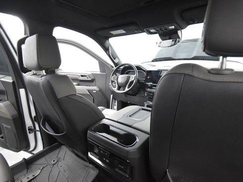 Certified 2022 Chevrolet Silverado 1500 ZR2 w/ Technology Package image 20