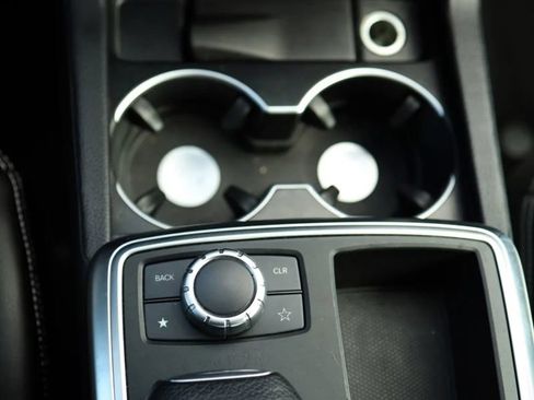 Used 2012 Mercedes-Benz ML 350 4MATIC image 31