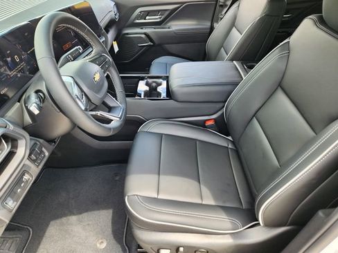 New 2026 Chevrolet Silverado EV LT image 11