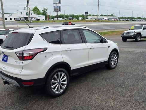 Used 2017 Ford Escape Titanium w/ Equipment Group 301A AWD/4WD image 4